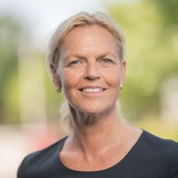 Annemarie van Zadelhoff - Qareeb Data Centres