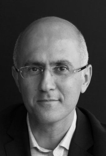 Nicholas Nikrouyan - Deutsche Telekom