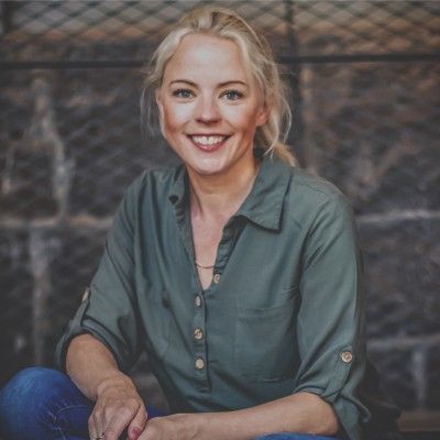 Mea Thompson