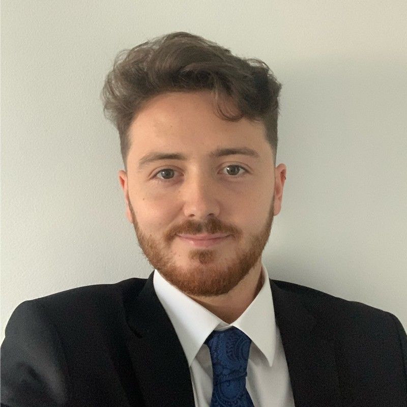 Headshot of Justin Smith