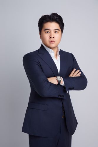 Speaker profile image for Peter Huang