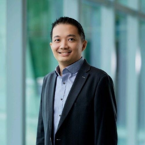 Speaker profile image for Raymond Yan