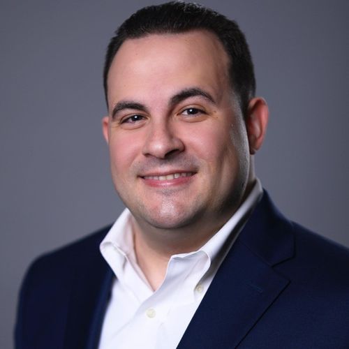 Speaker profile image for Emilio Baez