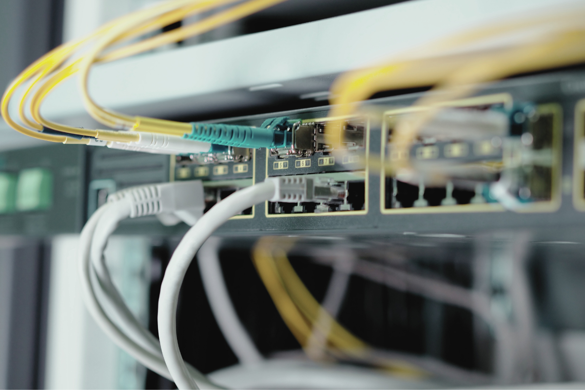 Terrestrial and subsea fibre in Mexico