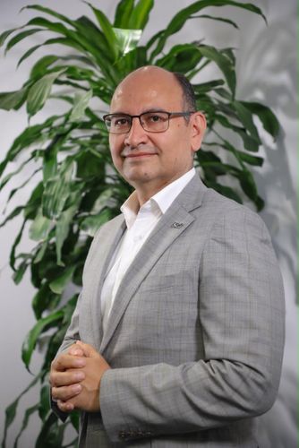 Speaker profile image for Ricardo Castaneda
