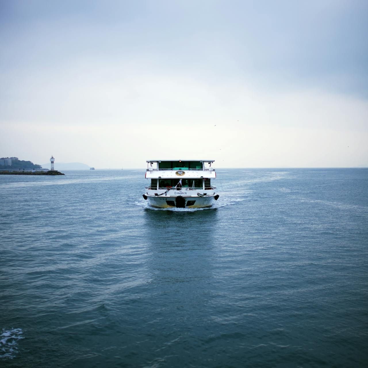 ARRIVE AT TAETS BY FERRY