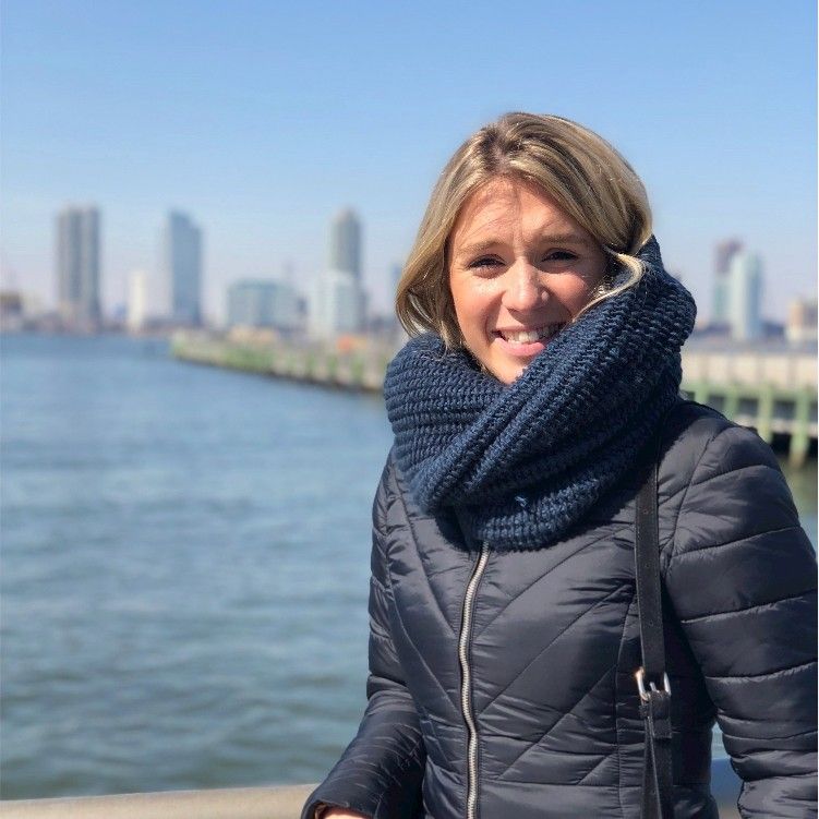 Ellie Hill -  Customs IX