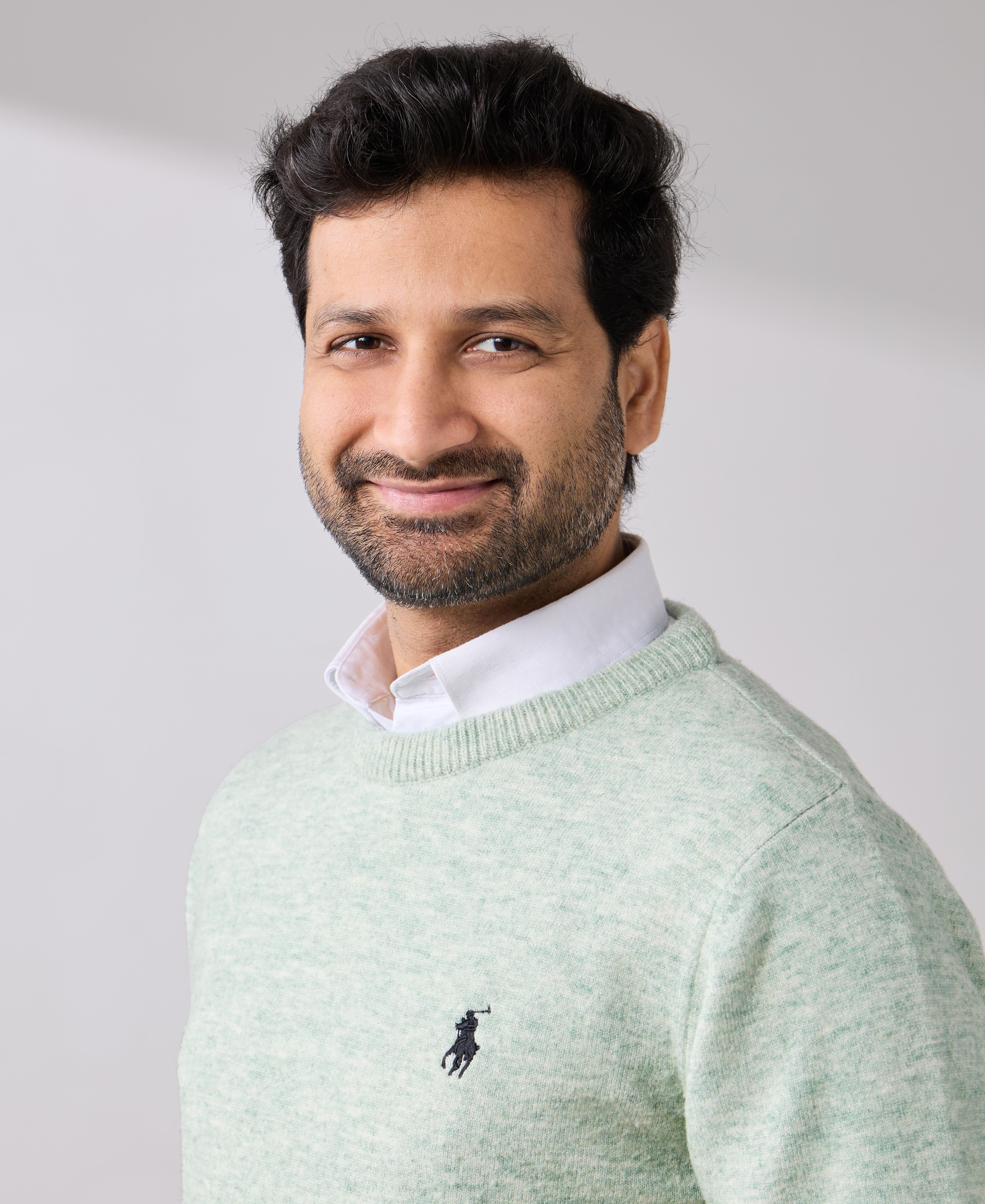 Radharaman Jha - Flaconi