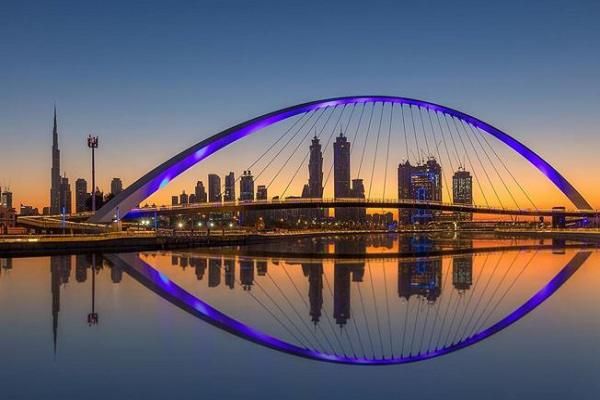Explore the Dubai Water Canal Peninsula