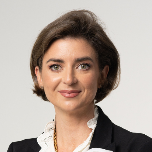 Speaker image for Renee Born