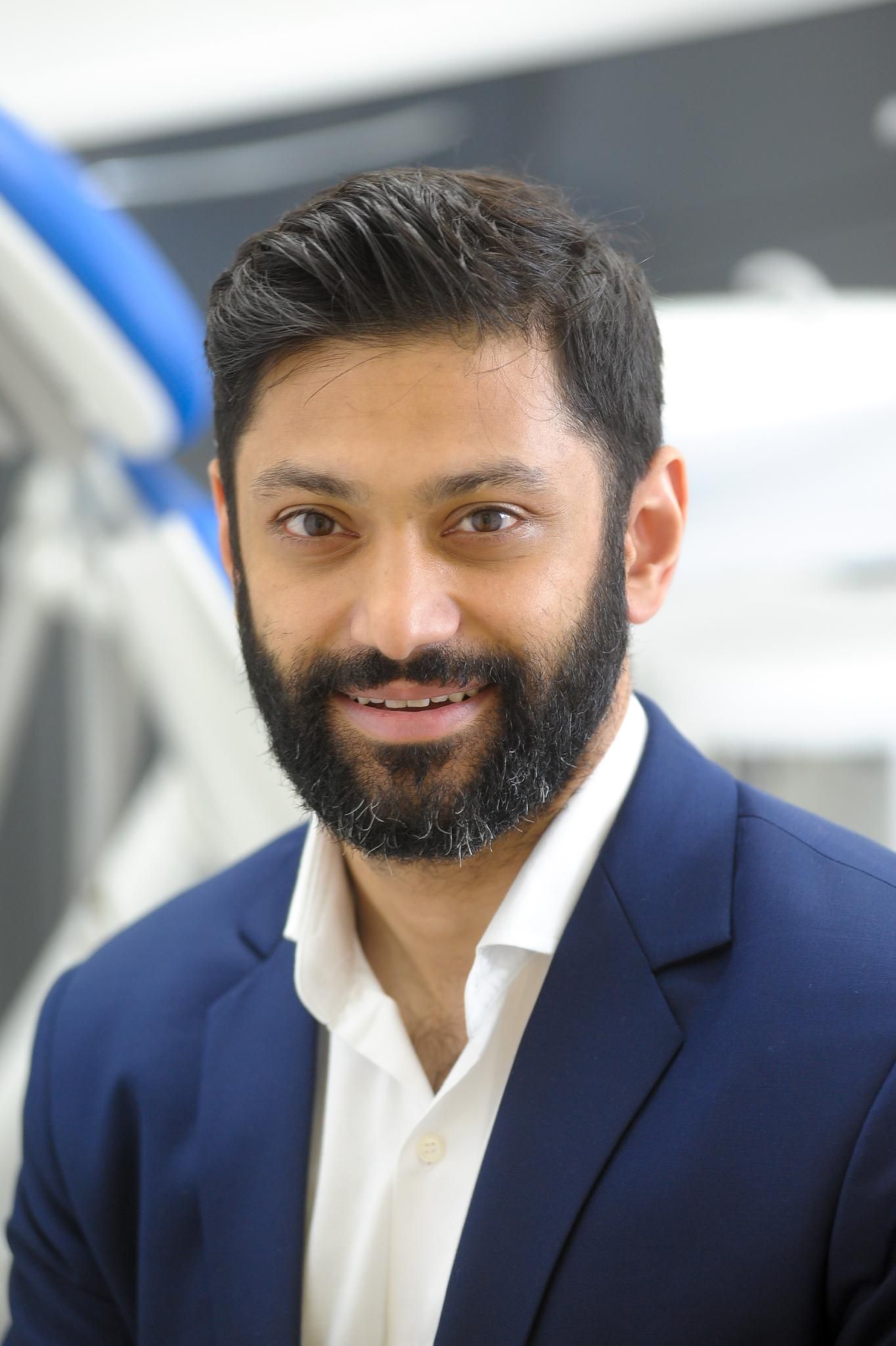 Dr Sam Shah