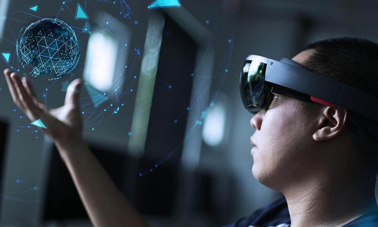 Mirror Arrays Make Augmented Reality More Realistic