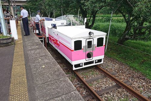 This Japanese Train Ditched Conventional Fuel and Now Runs on Leftover Ramen Broth