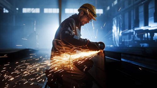 SAUDI INDUSTRIAL OUTPUT JUMPS 7.9% IN JUNE ON MANUFACTURING GAINS
