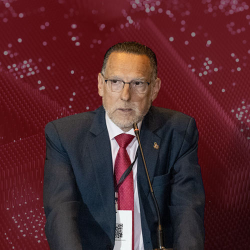 Jos&eacute; Est&eacute;vez Mart&iacute;nez