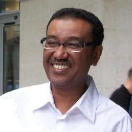 Dr. Adil Salih