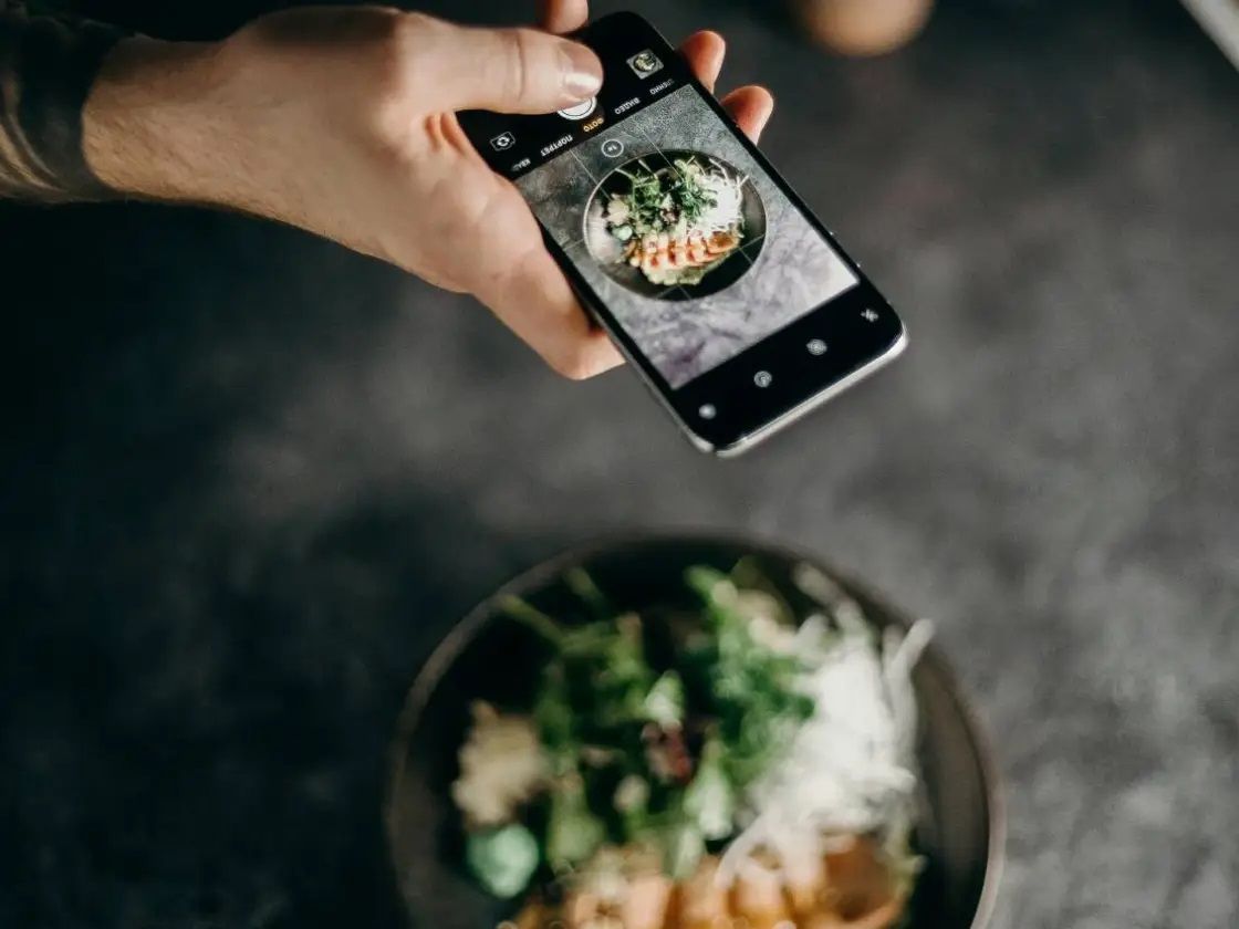 Blockchain + IoT Traceability for Halal Integrity