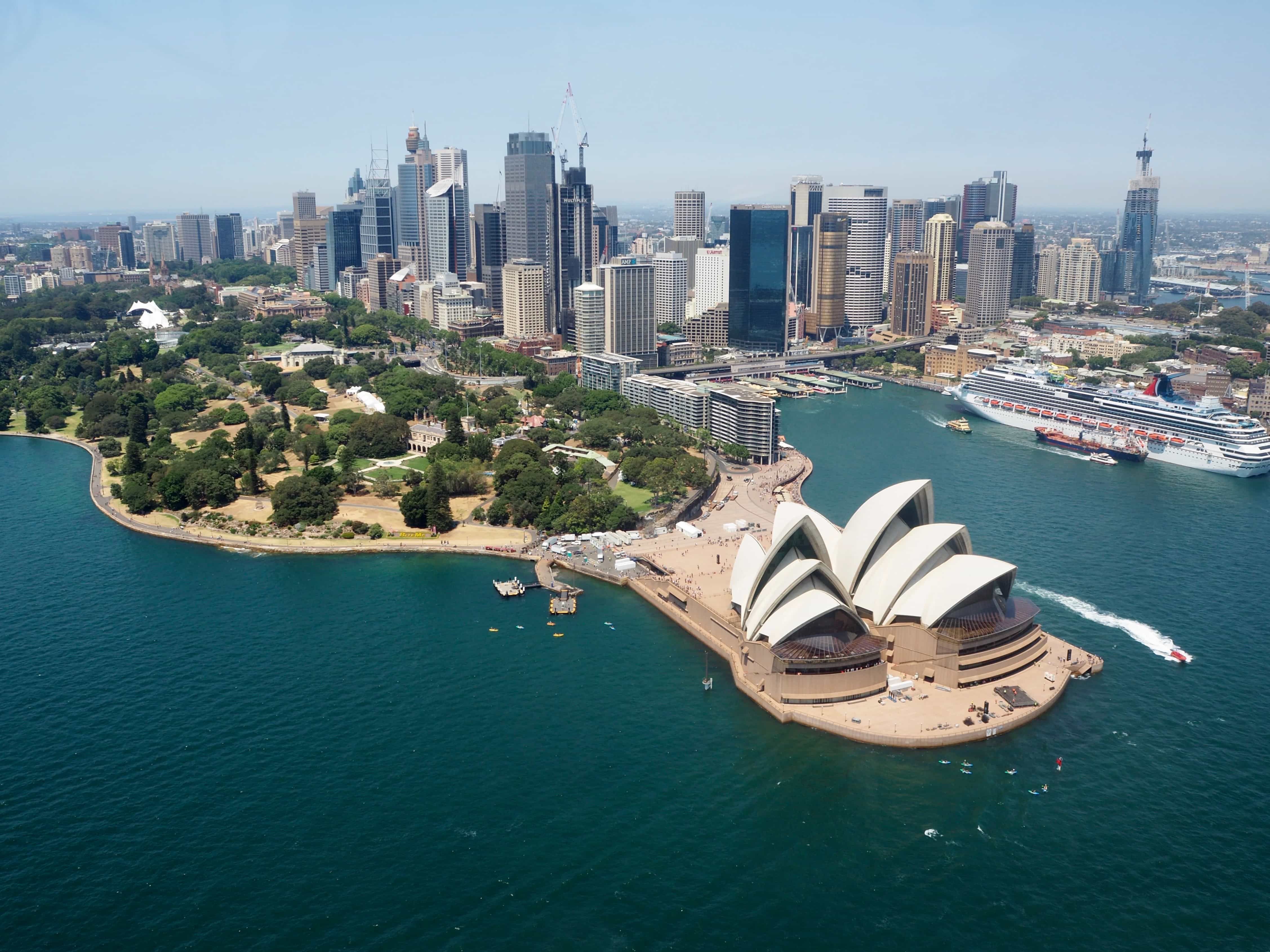 sidney opera house