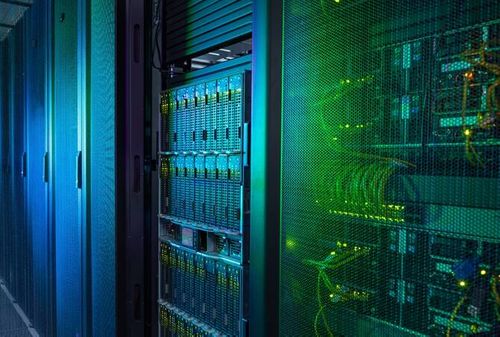 BIG TECH BETS ON SAUDI DESERTS FOR DIGITAL INFRASTRUCTURE