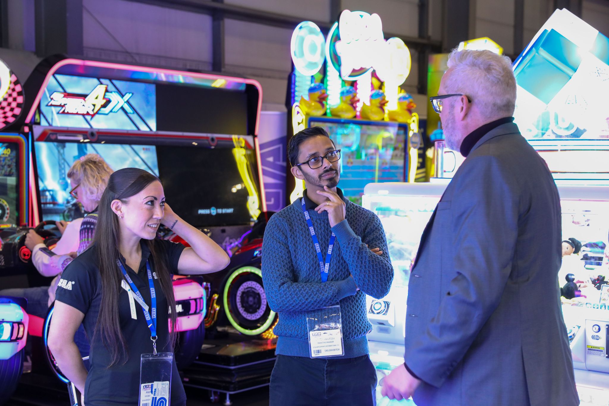 Exhibitors interacting