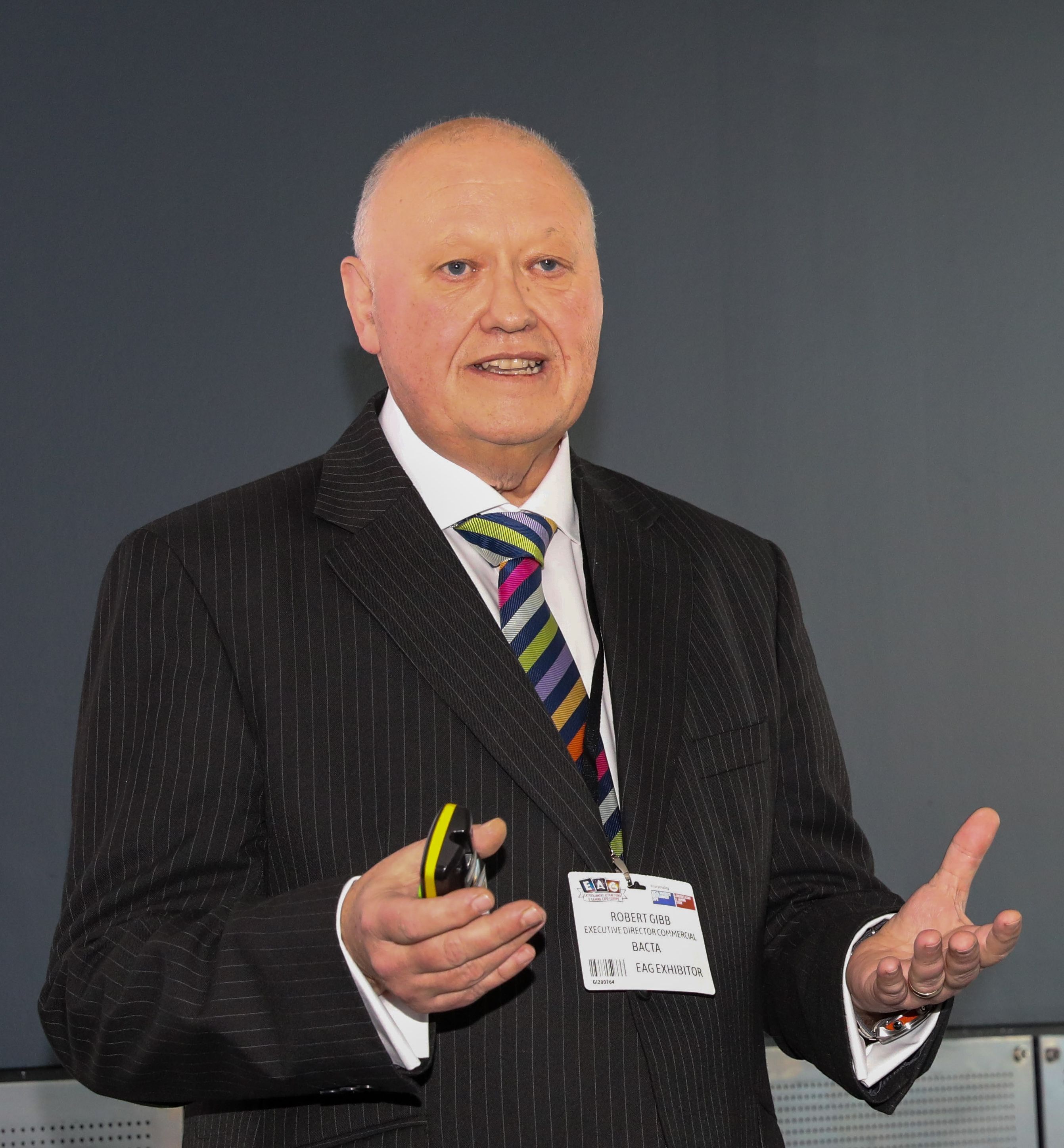 Robert  Gibb