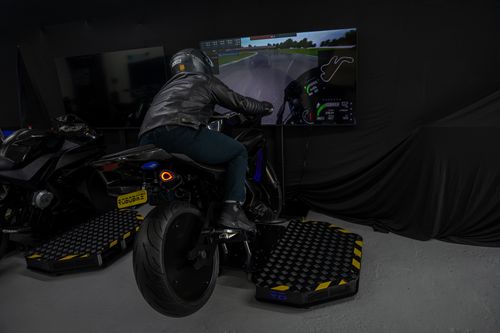 Robobike 4D-motion motorbike platform to make world debut at EAG Expo