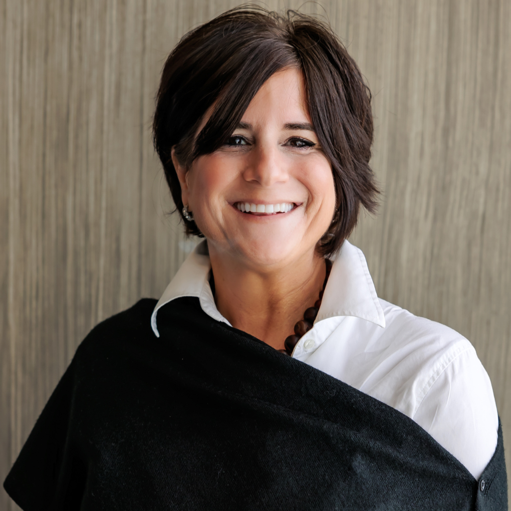 FETC Sales Team - Stephanie Chiavaras