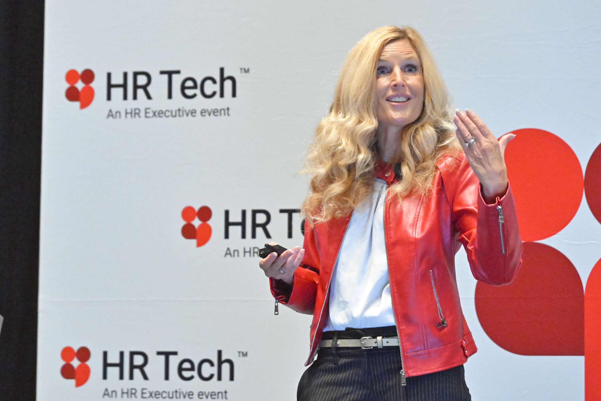 Agentic HR, How AI and Workforce Intelligence Are Rewiring HR Work