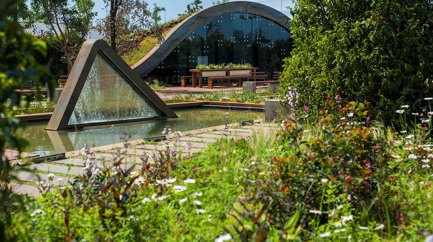Nilufer Danis Landscape & Gardens
