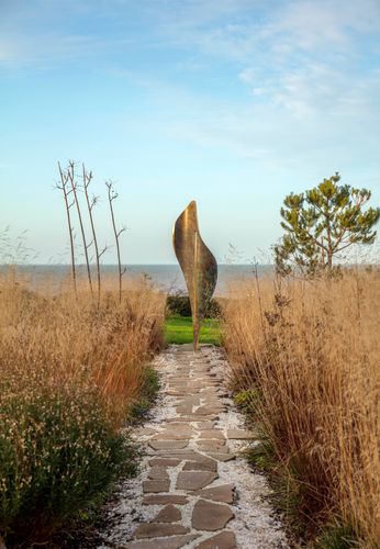 FLO, a new outdoor sculpture and limited edition of 25