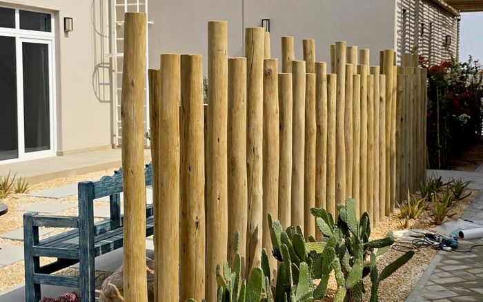 Timber Screens & Fencing 