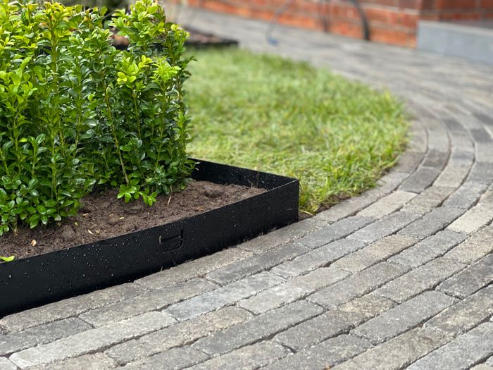 CORE EDGE Flexible Steel Edging: Galvanised, Powder Coated and Corten