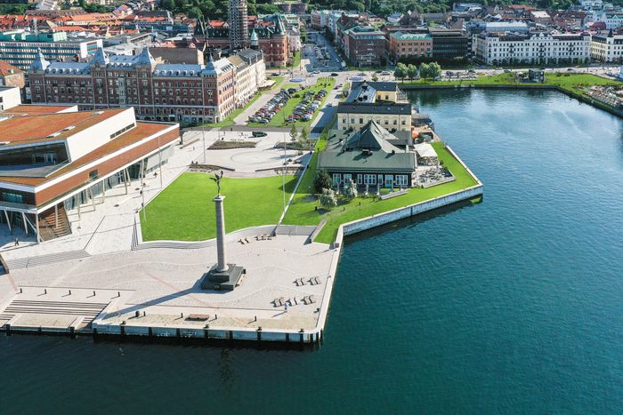 Green Landscaping - Grass for Cities