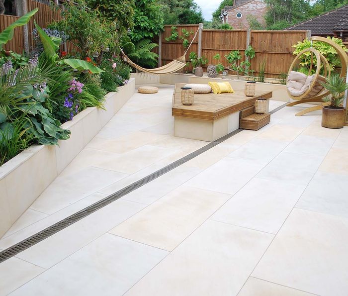 Better Patios. Better Prices.