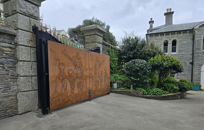 Handcrafted Neptune Estate Gates
