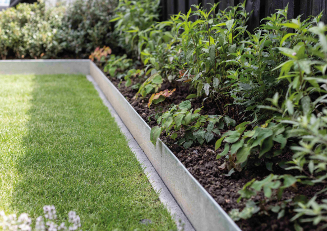 Straightcurve® - steel landscaping range