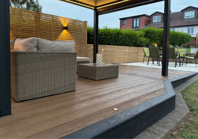 Outdure® Qwickbuild® aluminium deck frame 