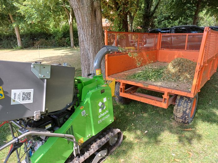 Ohashi ES101GH Compact mobile wood chipper
