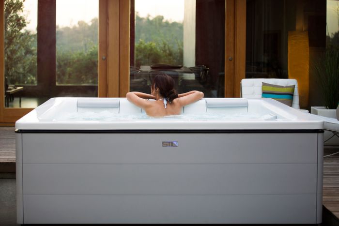 STIL™ by Bullfrog Spas®