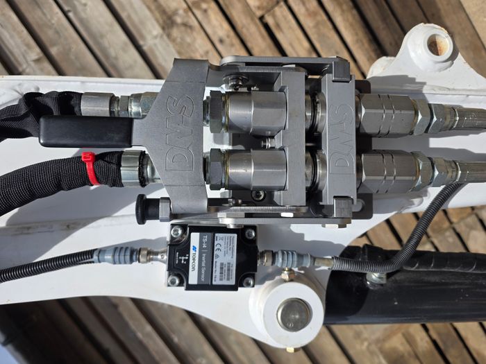 Excavator Hydraulic Multi Coupling System
