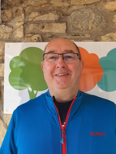 Ian Barnes - Barnes Associates Ltd