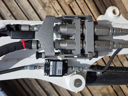 Excavator Hydraulic Multi Coupling System