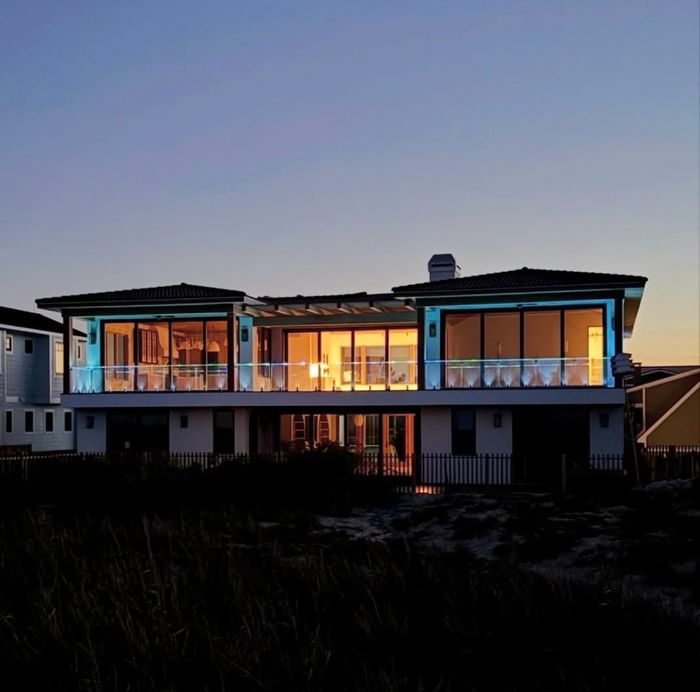 Custom Beach Homes with IG Railing 