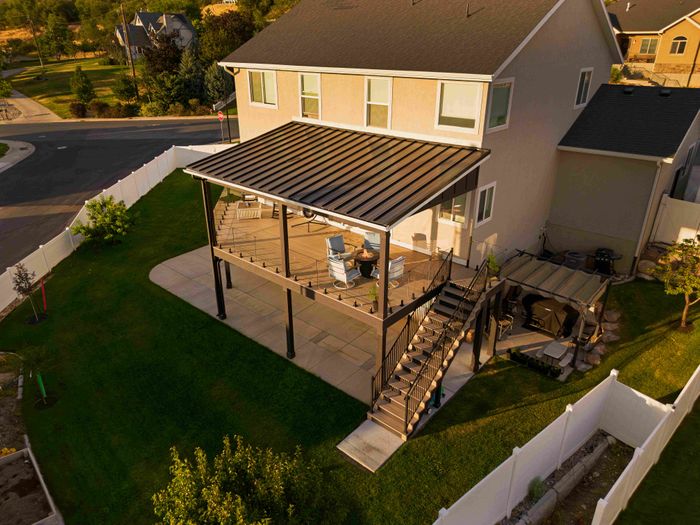 Mixed Railing Materials with IG Railing 