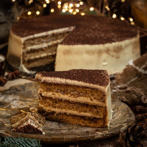 Tiramisu Cake 