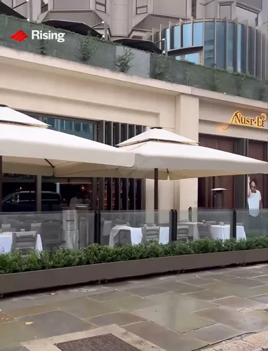 How to Improve the Outdoor Space at a City Centre Restaurant Without Erecting a Permanent Structure Attached to the Building or the Ground
