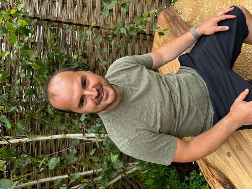 Herman Pobrati - Acacia Gardens 