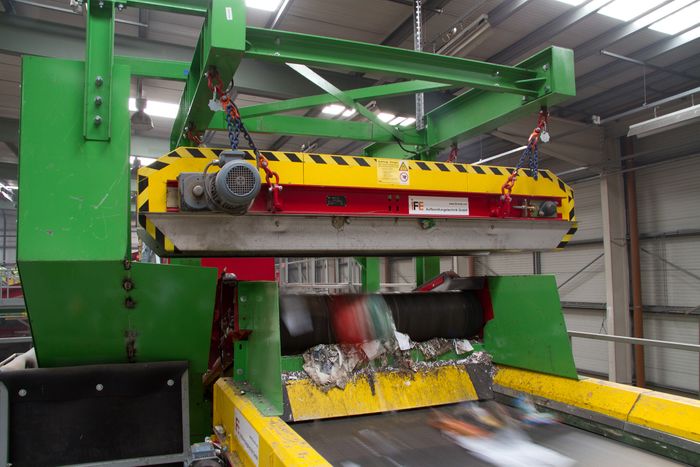 Magnetic Overband Separator