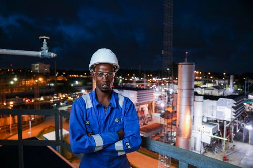 Tanzania – Raphael is one of the hundreds of young energy professionals who has progressed through the industrial practical training at the Songas power plant 