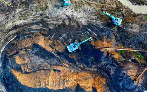 Top Renewable Energy Projects Powering African Mining